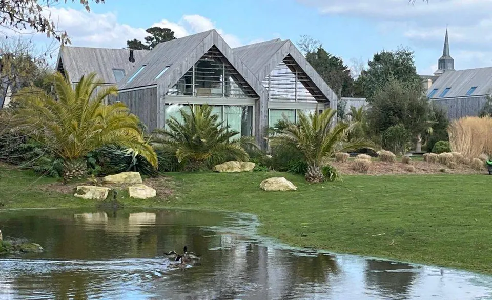 Le domaine des Lodges de la Vigne et ses espaces de plein air